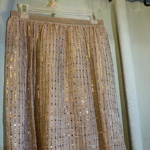 BIG GIRL’s GOLD SKIRT